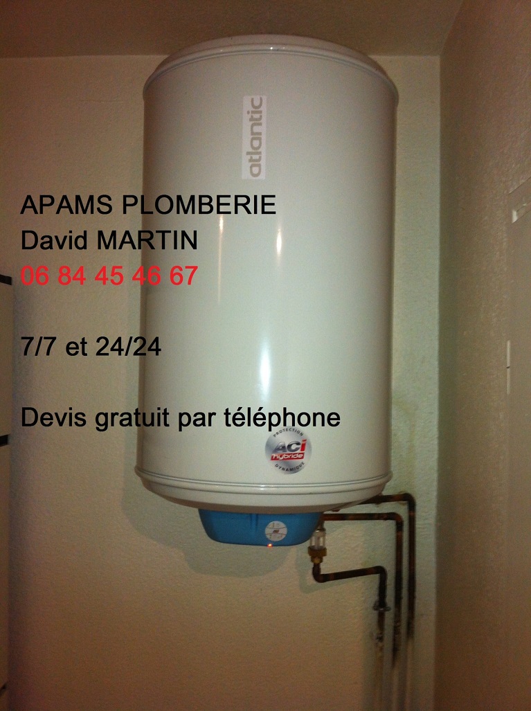 Chauffe-eau sur évier plomberie Belleville sur Saône 06.84.45.46.67.jpg